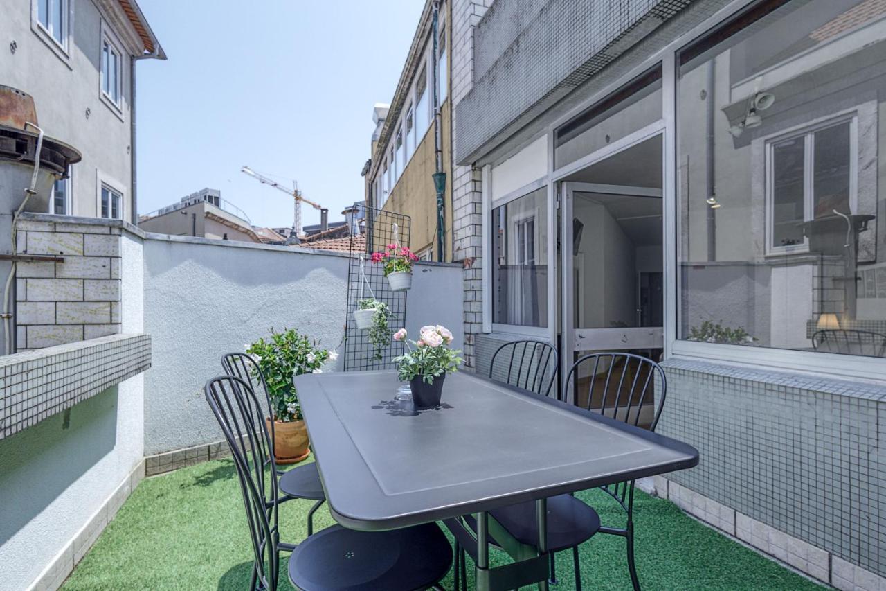 Travel & Live Aliados Apartment Porto Luaran gambar
